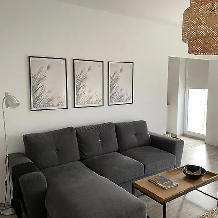 Apartment Cozy Place To Remember - With Fireplace & Netflix *